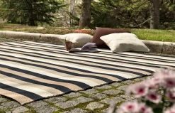 Alfombra Line Out de Naturtex