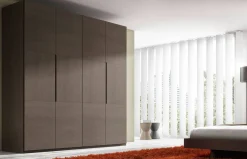 Armario con puertas abatibles I chapa de A.Brito