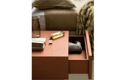 Composición de dormitorio con cabecero Zen y cojines de Devina Nais