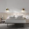 Dormitorio moderno con cabecero al suelo AX de Lagrama
