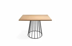 Mesa cuadrada de madera Tui de Almosa